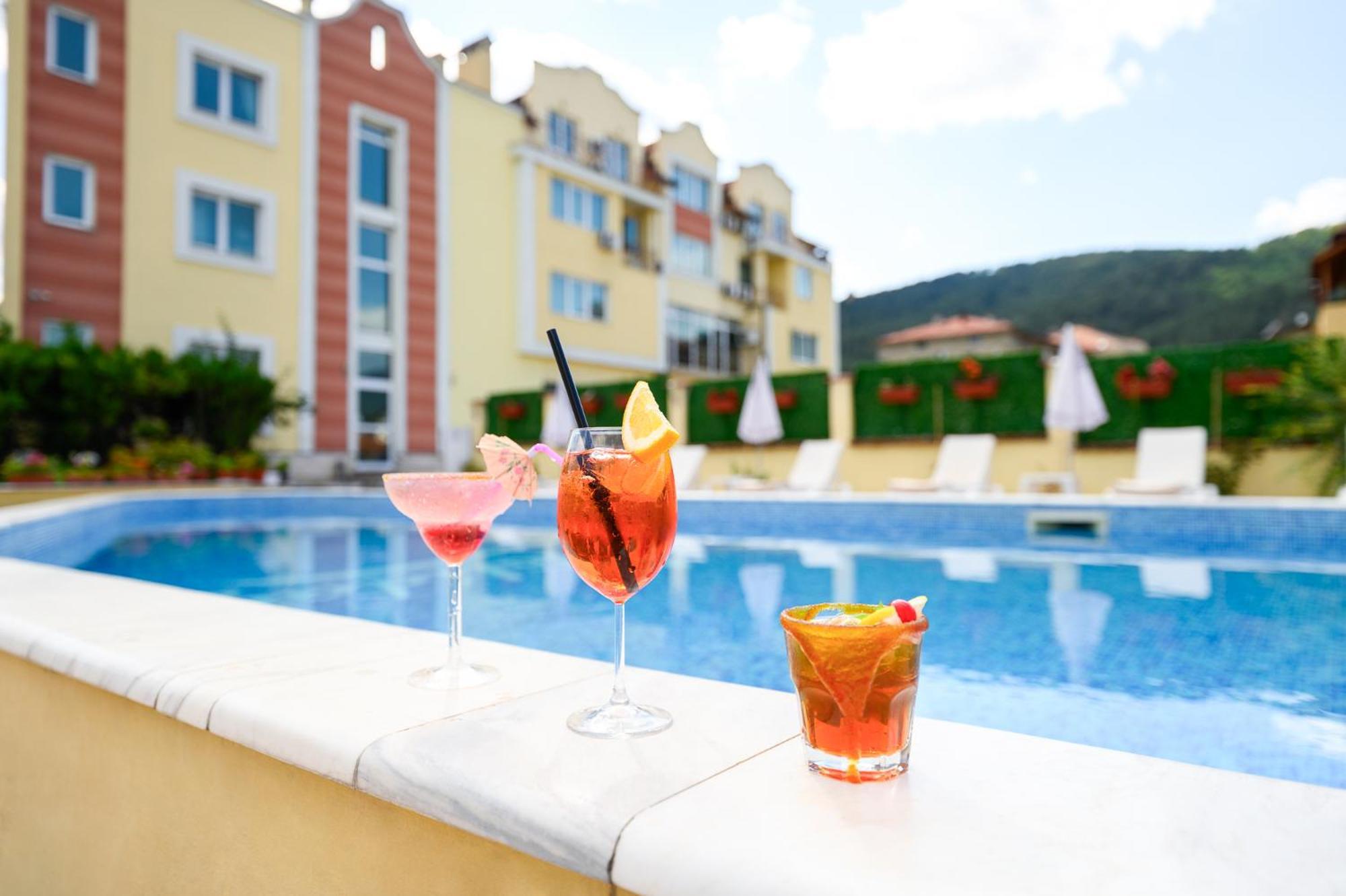 Spa Hotel Holiday Velingrad Luaran gambar